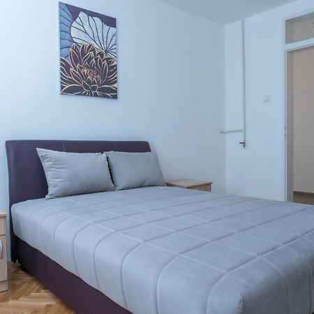Gerardus Apartmani Vrsac Exteriör bild