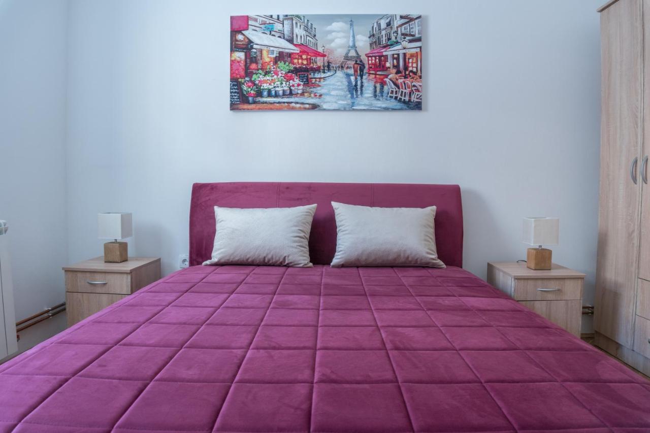 Gerardus Apartmani Vrsac Exteriör bild
