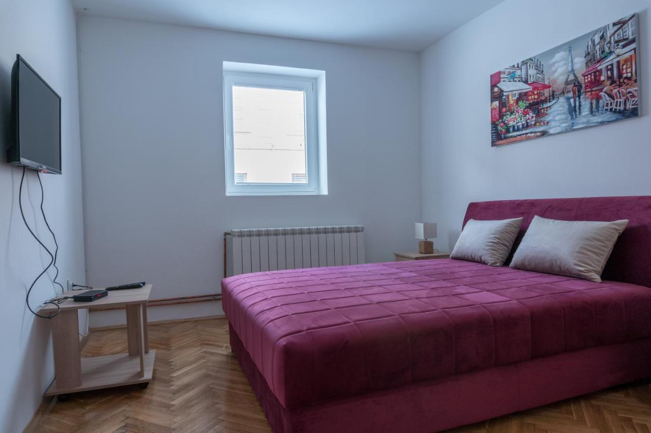 Gerardus Apartmani Vrsac Exteriör bild